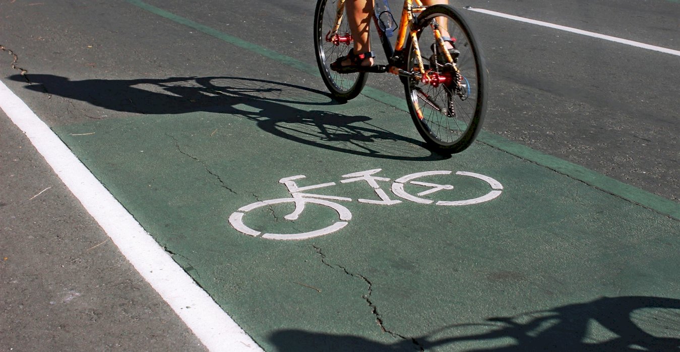 Mantap! Tol Jogja Bawen Diusulkan Punya Jalur Khusus Wisata Sepeda. Gambar : ilustrasi