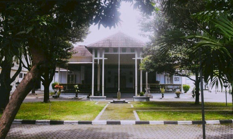 Ndalem Jayadipuran: Bangunan Kuno yang Jadi Saksi Diam Sejarah Panjang Jogja. Gambar : Yogyaku.com