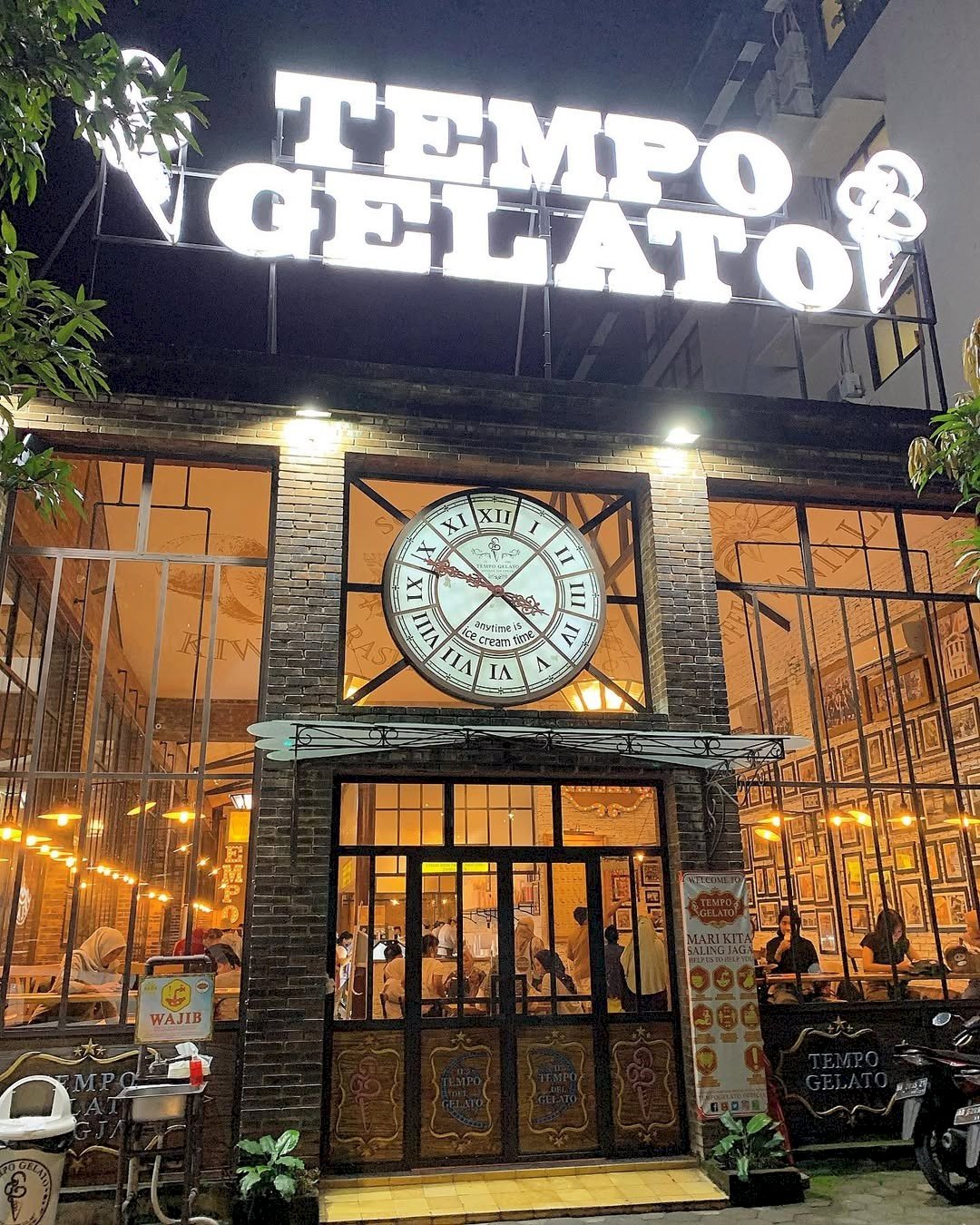 Panas Jogja? Dinginin Dulu di Tempo Gelato, Surganya Pecinta Es Krim Unik!. Gambar : ig @harigendut