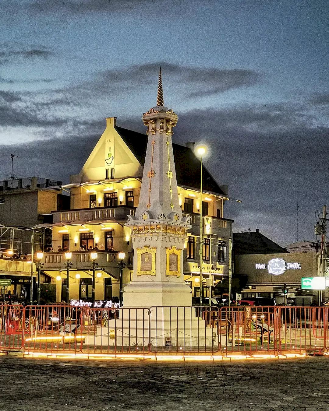 Rekomendasi 6 Penyedia Paket Wisata Terbaik di Jogja, Rencanakan Liburan Tak Terlupakan!. Gambar : IG @malioboro_insta