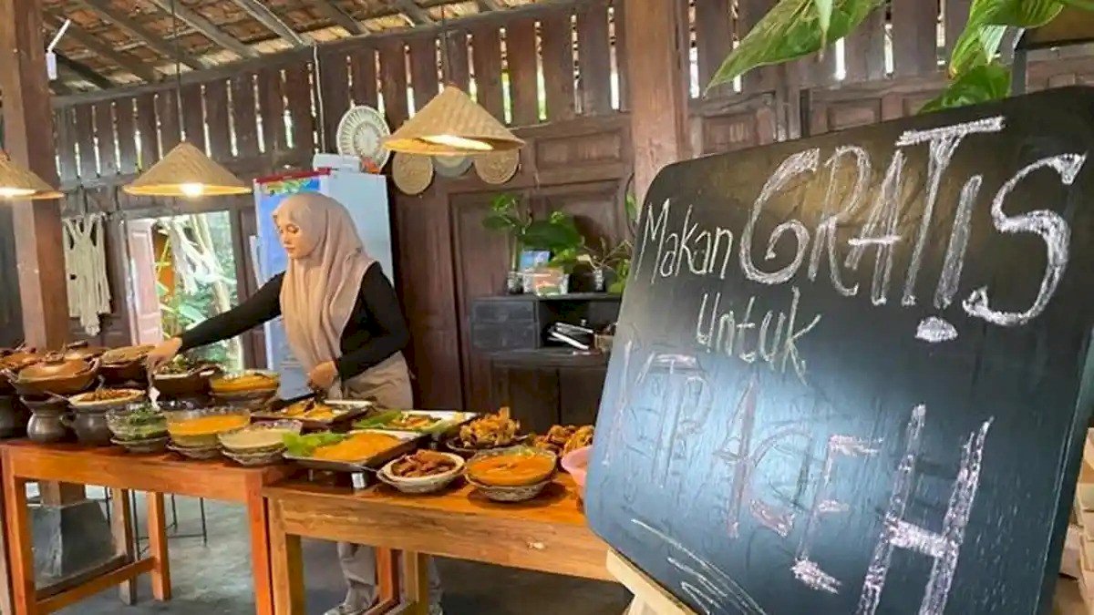 Solidaritas Jogja Menguat, Makan Gratis untuk Mahasiswa Sumatera Tuai Dukungan Warganet. Gambar : @tribunnews