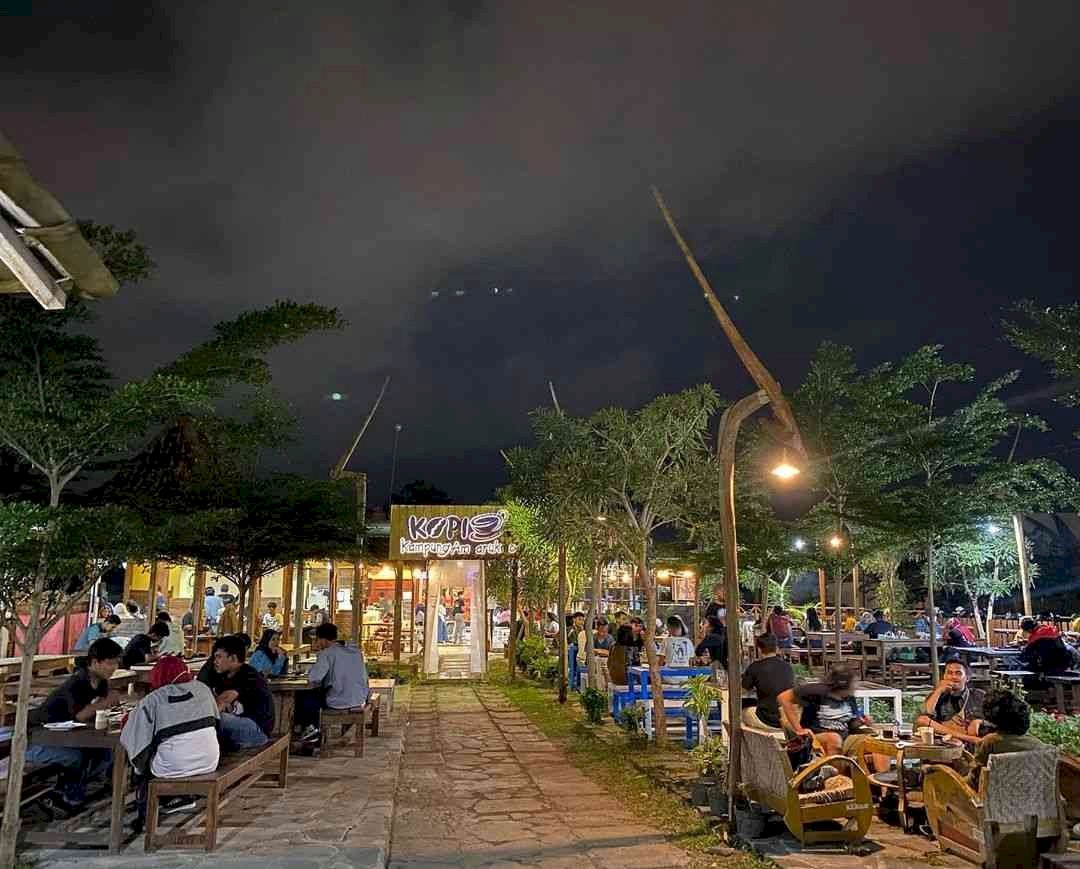 Temukan Kedamaian di Kokambar, Tempat Ngopi dengan Nuansa Desa. Gambar : kompasiana.com