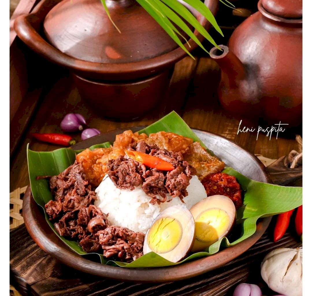 Ternyata Kuliner Khas Jogja ini Punya Banyak Keunikan ya,  Kuliner Apakah itu? Yuk simak... Gambar : @ henipuspita.blogger