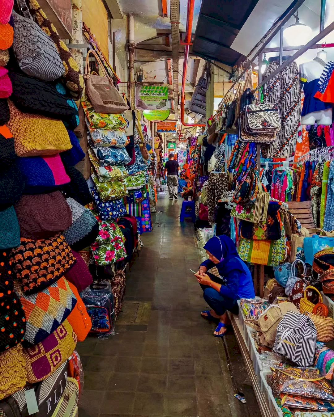 Wajib Tahu! Pasar Pagi Ini Jadi Surga Belanja Murah di Tengah Kota Jogja. Gambar : ig @duadimensi2d