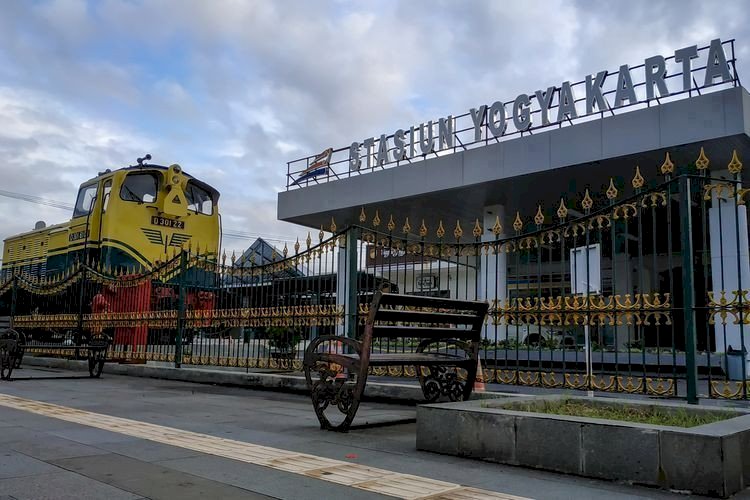 Yuk Belanja Oleh-oleh di Pasar Beringharjo Dekat Stasiun Tugu Yogyakarta. Gambar : kompas.com