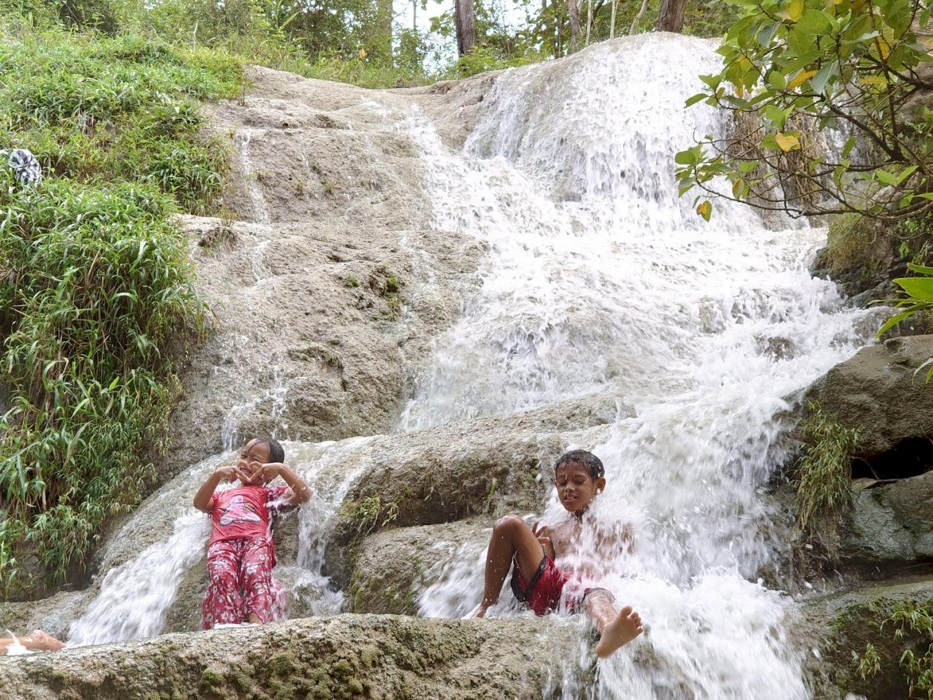 Curug Nogososro: Permata Tersembunyi untuk Pengalaman Alam yang Autentik, dijogja.co. Curug Nogososro: Permata Tersembunyi untuk Pengalaman Alam yang Autentik.