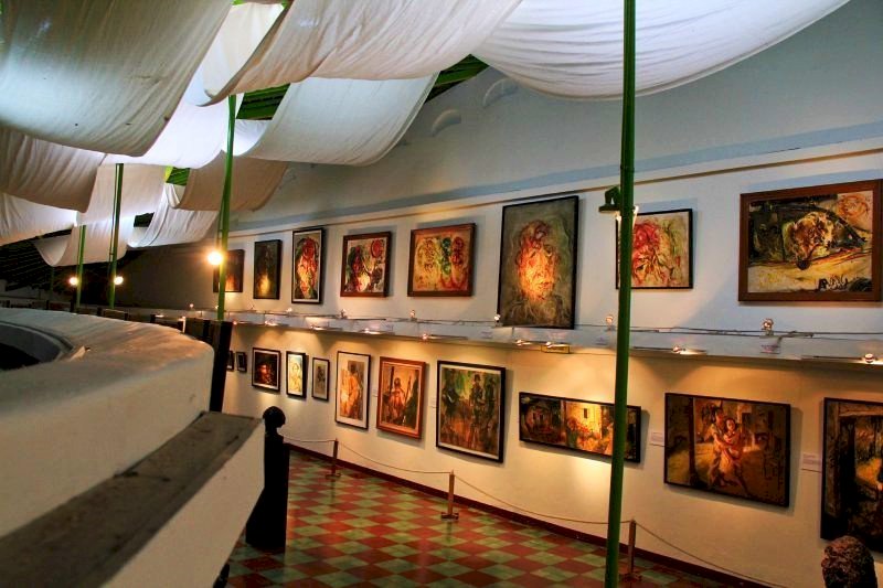 Menelusuri Jejak Karya dan Kehidupan Sang Maestro: Mengunjungi Museum Affandi di Yogyakarta, dijogja.co. Menelusuri Jejak Karya dan Kehidupan Sang Maestro: Mengunjungi Museum Affandi di Yogyakarta.