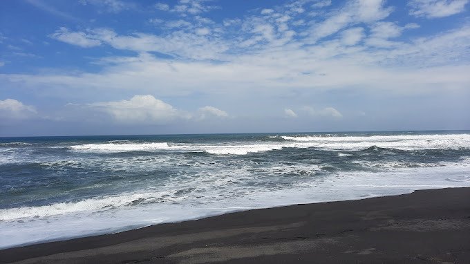 Pantai Cangkring, Bantul : Info Harga Tiket Masuk, Lokasi, Rute, Jam Buka, Fasilitas, & Foto Terbaru. Mengenal Keindahan dan Keasrian Pantai Cangkring, Bantul yang Tidak Diragukan Lagi.