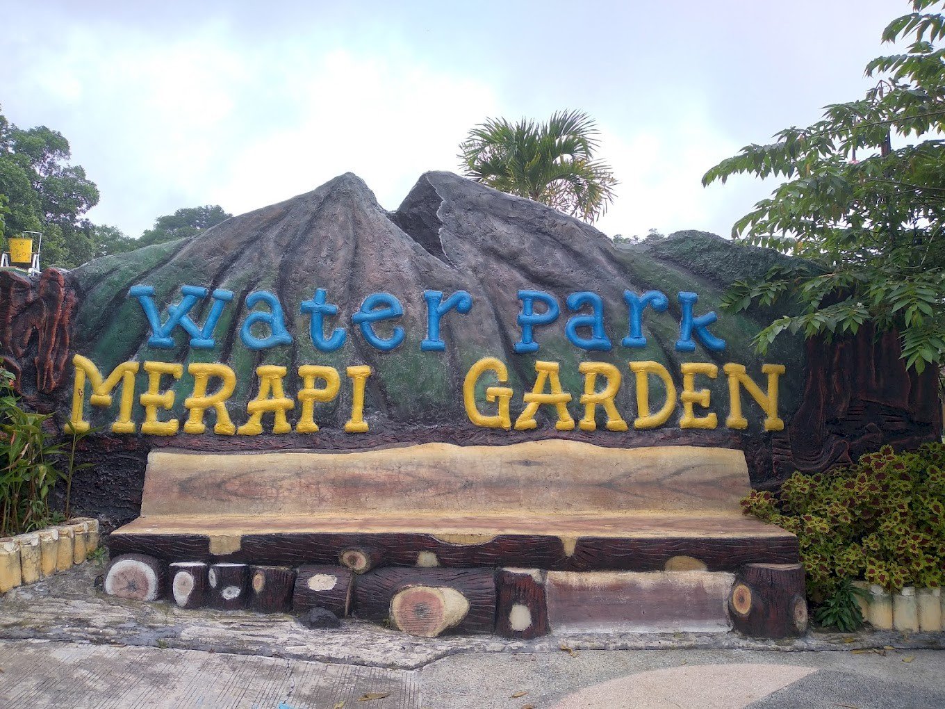 Menikmati Keindahan Alam dan Wahana Seru di Merapi Garden Cangkringan, dijogja.co. Menikmati Keindahan Alam dan Wahana Seru di Merapi Garden Cangkringan.