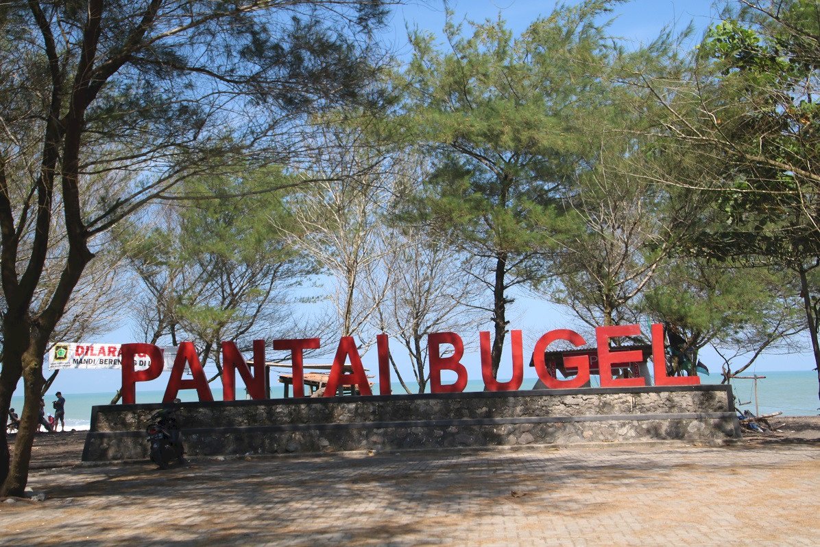 Menikmati Keindahan Pantai Bugel di Kawasan Kulon Progo, dijogja.co. Menikmati Keindahan Pantai Bugel di Kawasan Kulon Progo.