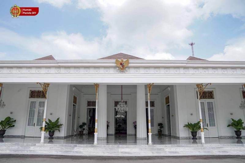 Sejarah Gedung Agung: Dari Kediaman Residen Hingga Istana Kepresidenan Yogyakarta, dijogja.co. Sejarah Gedung Agung: Dari Kediaman Residen Hingga Istana Kepresidenan Yogyakarta.