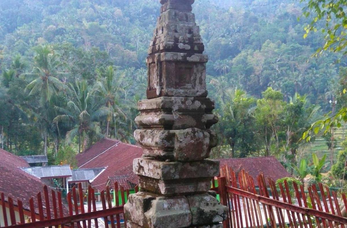 Pesona Sejarah Di Candi Pringtali: Mengungkap Misteri Peradaban Kuno ...